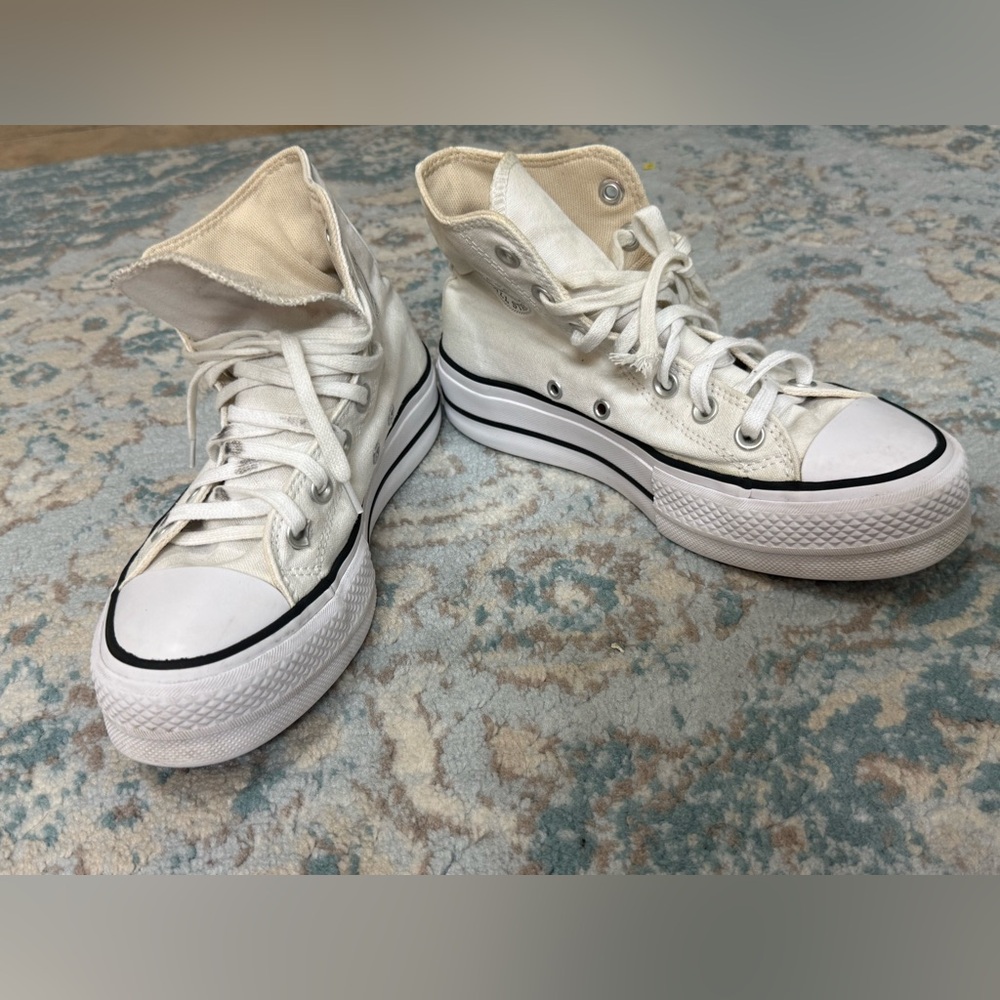 Converse High-Top platform Sneakers in White - Picture 6 of 12